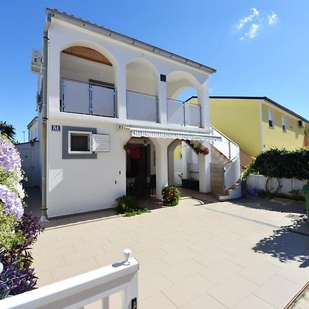 Apartment Lavender Vir Eksteriør bilde