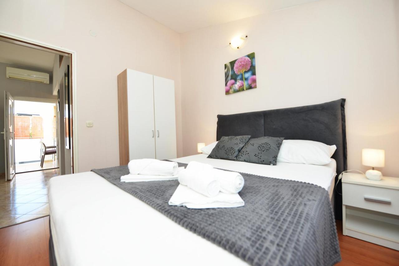Apartment Lavender Vir Eksteriør bilde