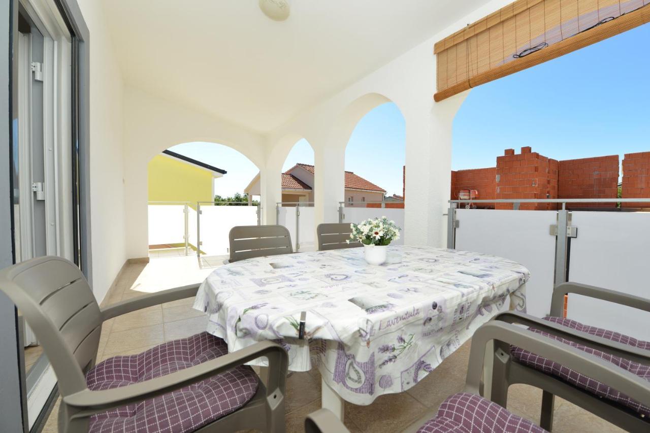 Apartment Lavender Vir Eksteriør bilde