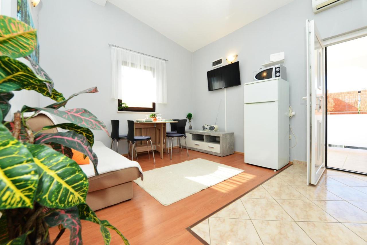 Apartment Lavender Vir Eksteriør bilde