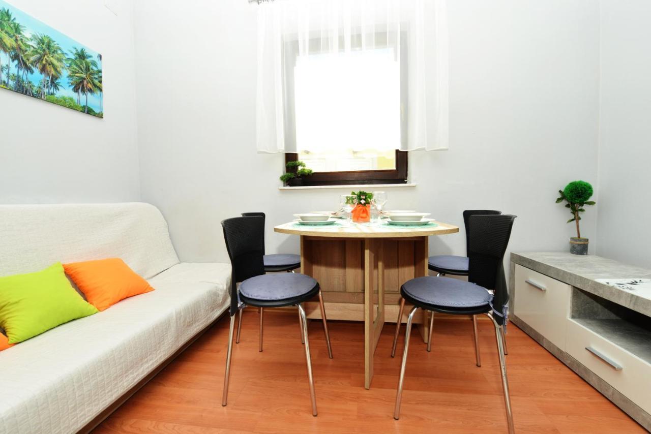 Apartment Lavender Vir Eksteriør bilde