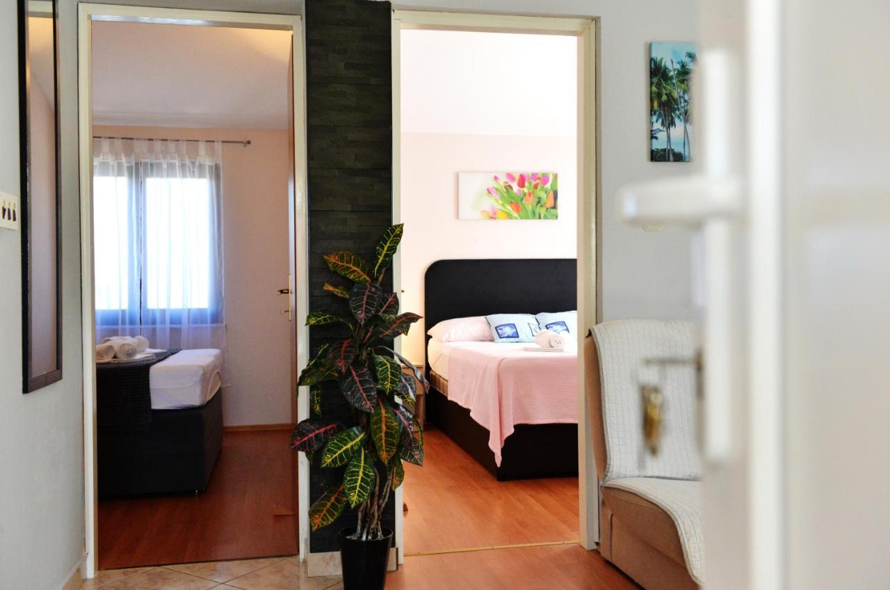 Apartment Lavender Vir Eksteriør bilde